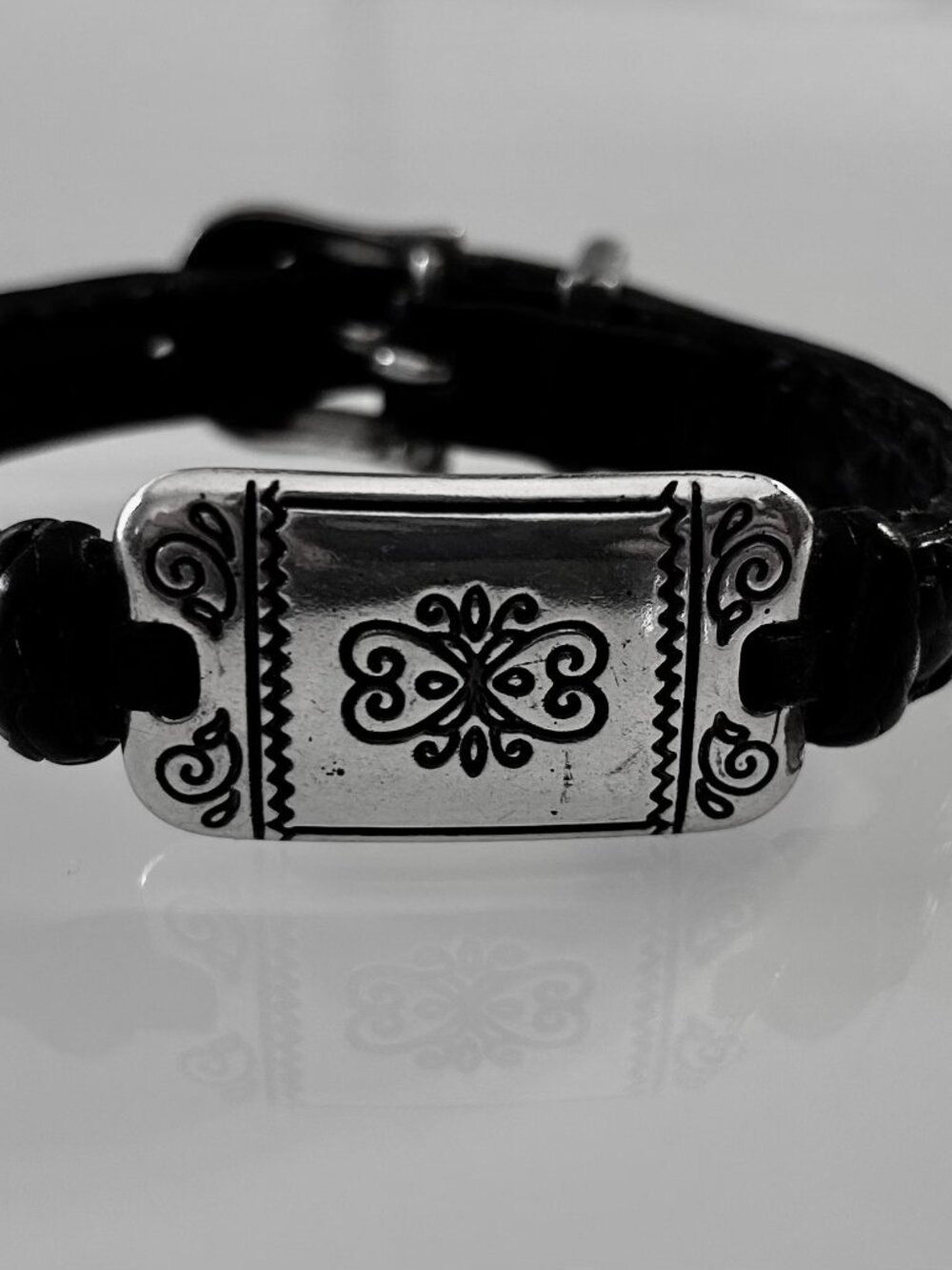 BRIGHTON Black Leather Buckle Bracelet w/Silver Filigree Hardware/Trim